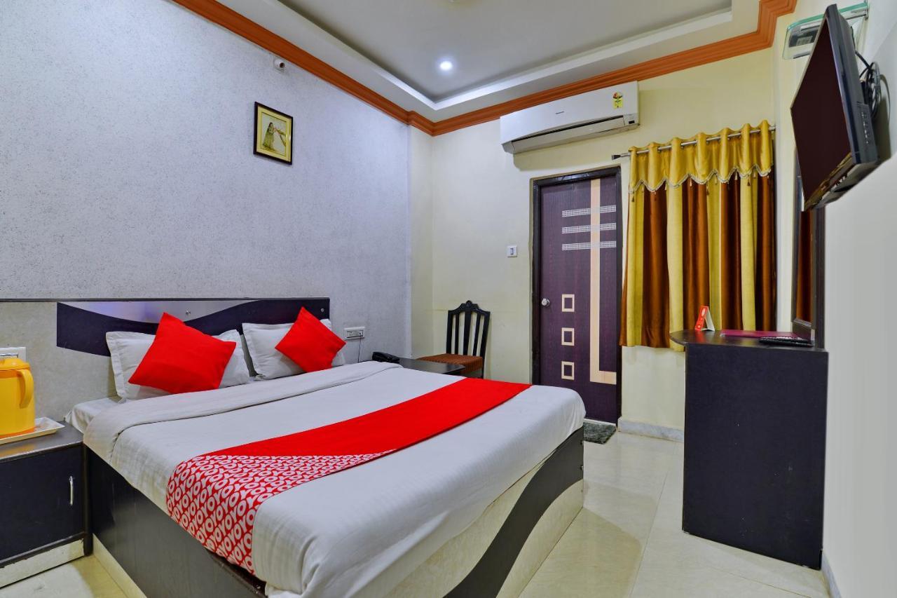 Oyo 6541 Hotel Relax Inn Udajpur Zewnętrze zdjęcie
